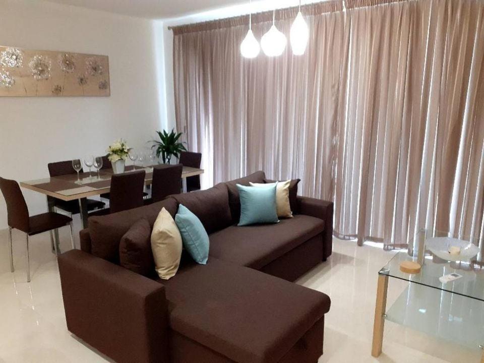 Beautiful, Sea View 2 Bedrooms Apartment, Marsalforn, Gozo Exterior photo